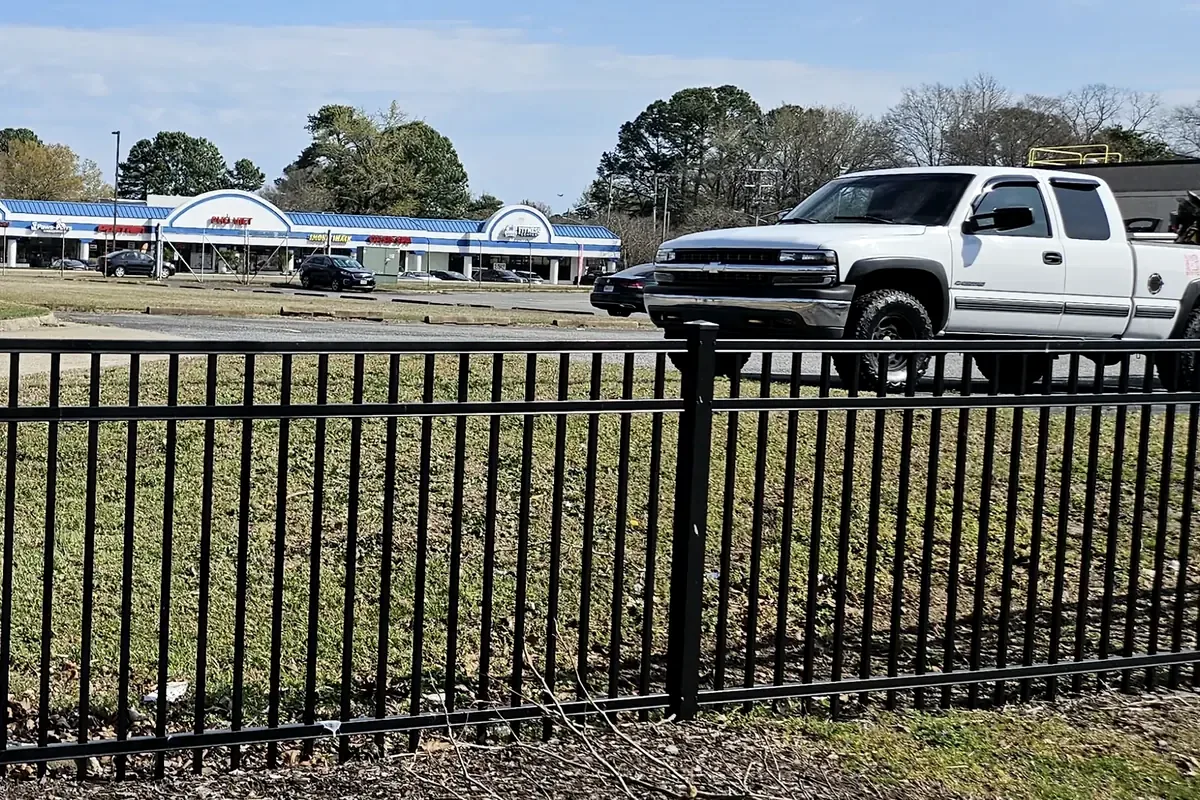 Aluminum picket fence, Chesapeake